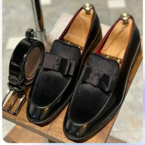 Elegant Loafers with Bow Detail