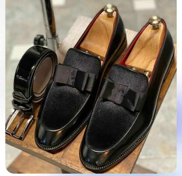 Elegant Loafers with Bow Detail - Image 3