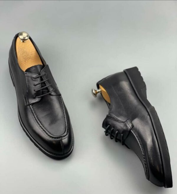 Classic lace-up oxford - Image 3